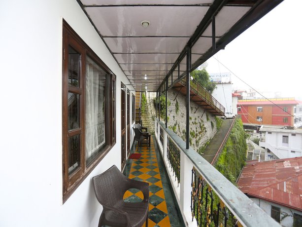 Imagen de la habitación del Hotel OYO 18568 Ratan. Foto 5