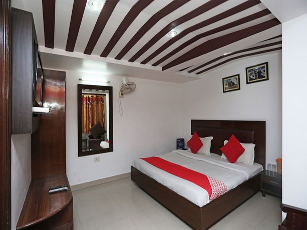 Imagen de la habitación del Hotel OYO 18568 Ratan. Foto 6