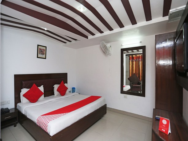 Imagen de la habitación del Hotel OYO 18568 Ratan. Foto 11