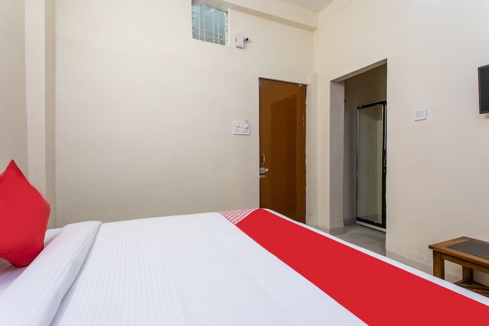 Imagen de la habitación del Hotel OYO 18571 Ashoka Resort. Foto 9