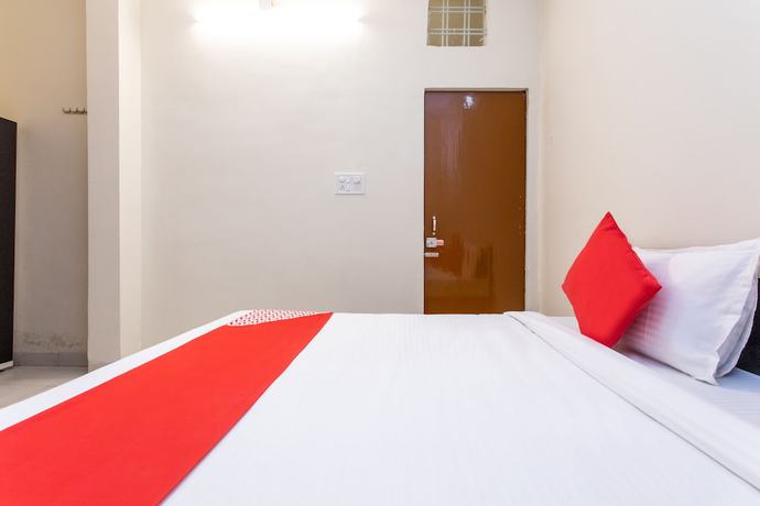 Imagen de la habitación del Hotel OYO 18571 Ashoka Resort. Foto 11