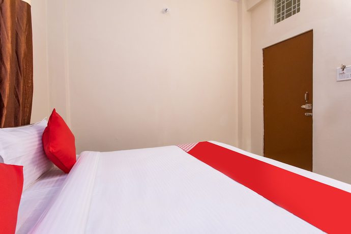 Imagen de la habitación del Hotel OYO 18571 Ashoka Resort. Foto 16