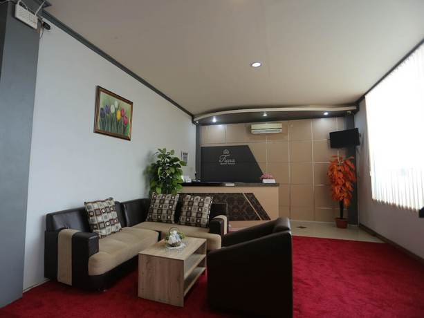 Imagen de los interiores del Hotel OYO 1864 Tiara Guest House. Foto 20