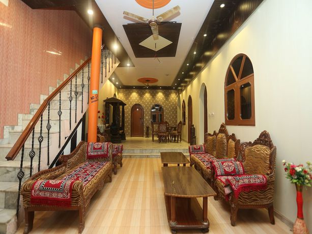 Imagen de los interiores del Hotel OYO 18641 Rashmi. Foto 17