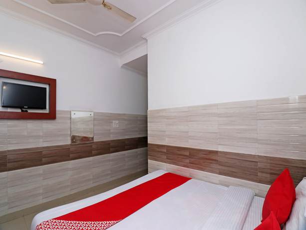 Imagen de la habitación del Hotel OYO 18916 Shyam Residency. Foto 3