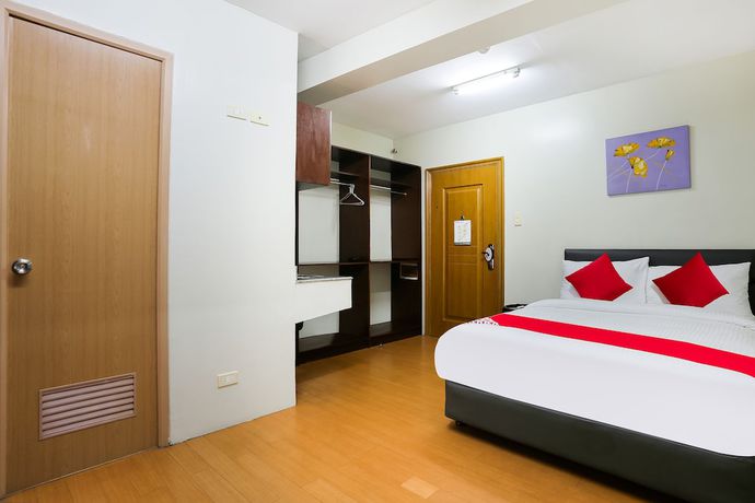 Imagen de la habitación del Hotel OYO 190 Anglo Residences. Foto 3