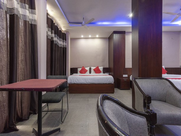 Imagen de la habitación del Hotel OYO 19141 Diamond Vaishali. Foto 15