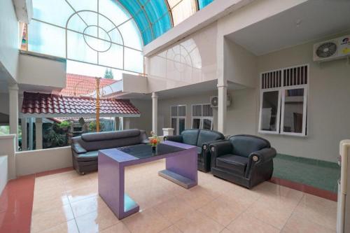Imagen general del Hotel OYO 1962 Anugerah Wisata. Foto 11