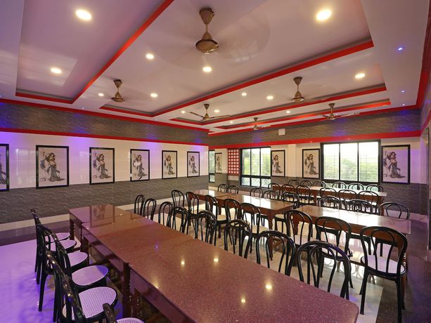 Imagen del bar/restaurante del Hotel OYO 19686 Prantika. Foto 2