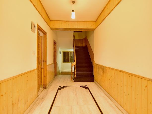 Imagen de los interiores del Hotel OYO 19872 Rock Villa. Foto 18