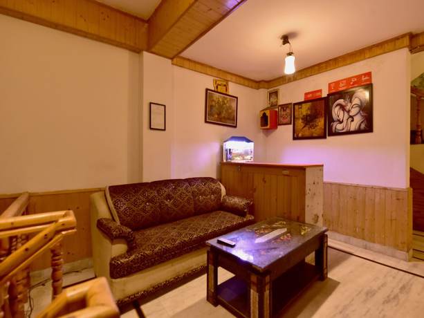 Imagen de los interiores del Hotel OYO 19872 Rock Villa. Foto 20
