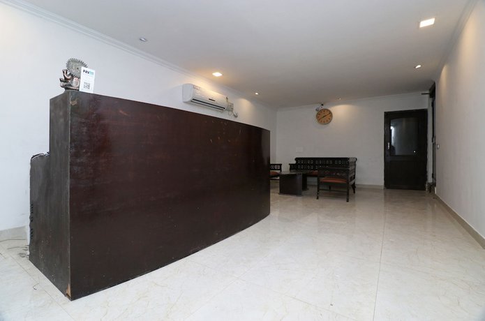 Imagen de los interiores del Hotel OYO 19979 Rajshri. Foto 17