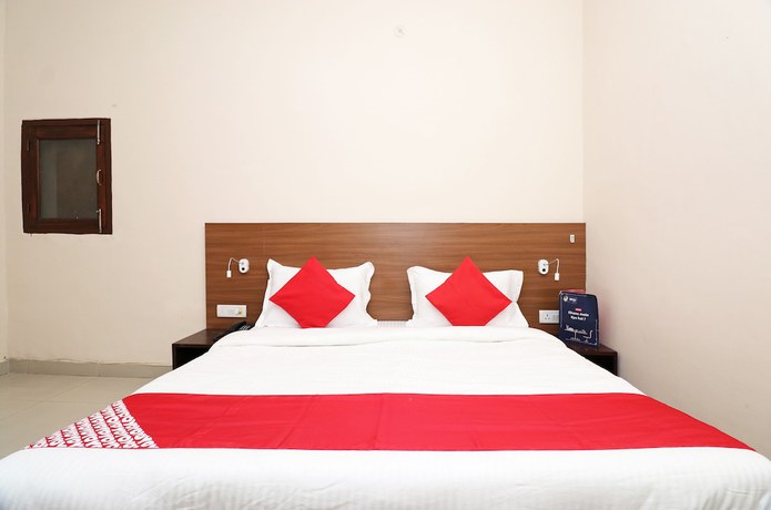 Imagen de la habitación del Hotel OYO 19979 Rajshri. Foto 14