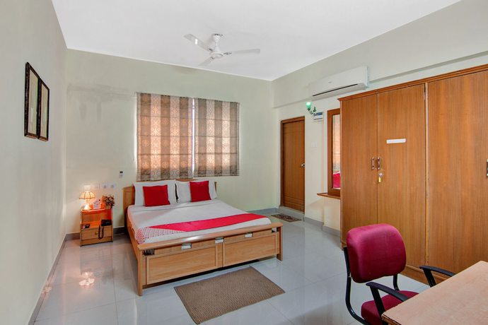 Imagen de la habitación del Hotel OYO 20008 SilverKey Madhapur, Hyderabad. Foto 3