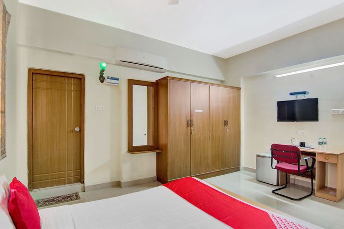 Imagen de la habitación del Hotel OYO 20008 SilverKey Madhapur, Hyderabad. Foto 4