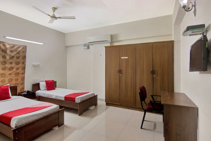 Imagen de la habitación del Hotel OYO 20008 SilverKey Madhapur, Hyderabad. Foto 5