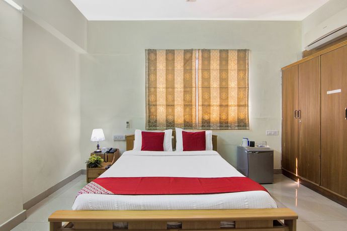 Imagen de la habitación del Hotel OYO 20008 SilverKey Madhapur, Hyderabad. Foto 13