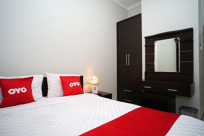 Imagen de la habitación del Hotel OYO 2038 Jasmine Guest House Balikpapan. Foto 4