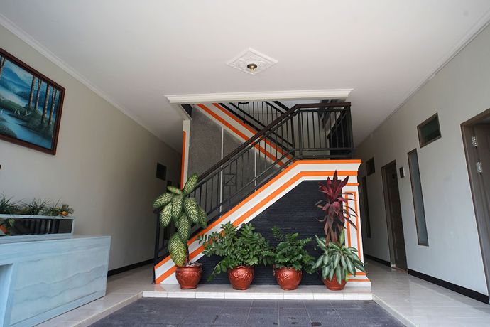 Imagen de la habitación del Hotel OYO 2038 Jasmine Guest House Balikpapan. Foto 6
