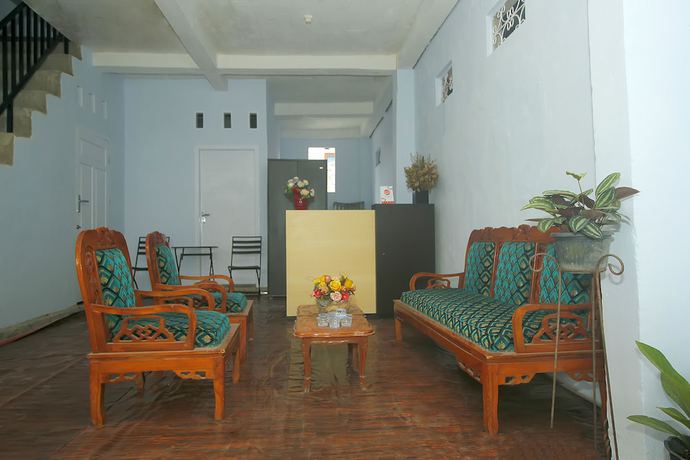 Imagen de los interiores del Hotel OYO 2049 Tassa Kost Syariah. Foto 19