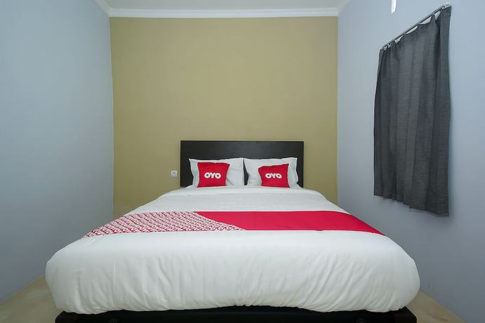 Imagen de la habitación del Hotel OYO 2049 Tassa Kost Syariah. Foto 6