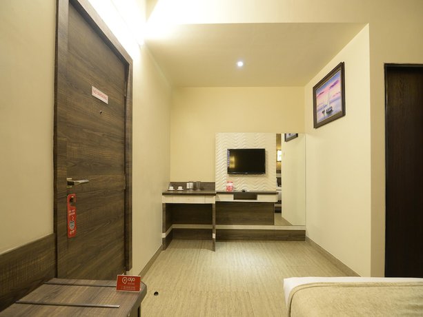 Imagen de la habitación del Hotel OYO 2068 La Grace. Foto 16