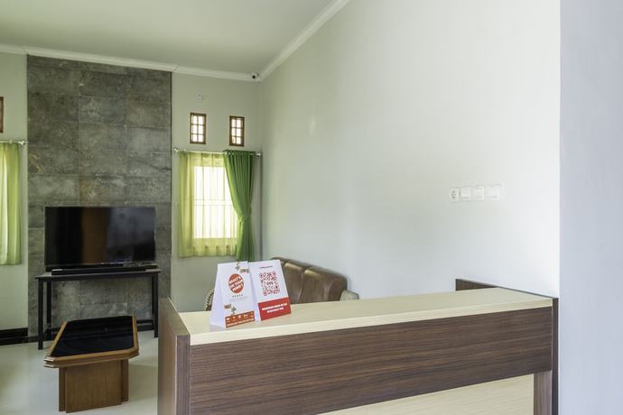 Imagen de los interiores del Hotel OYO 2072 Wisma Teratai. Foto 20