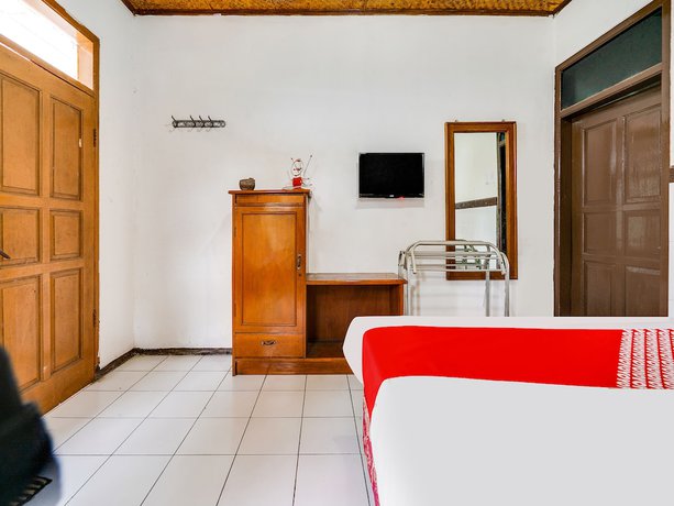 Imagen de la habitación del Hotel OYO 2157 Pondok Gembyang Air Panas Alam. Foto 9