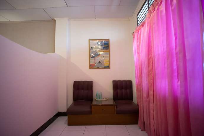 Imagen de la habitación del Hotel OYO 2180 Vina Vira. Foto 7