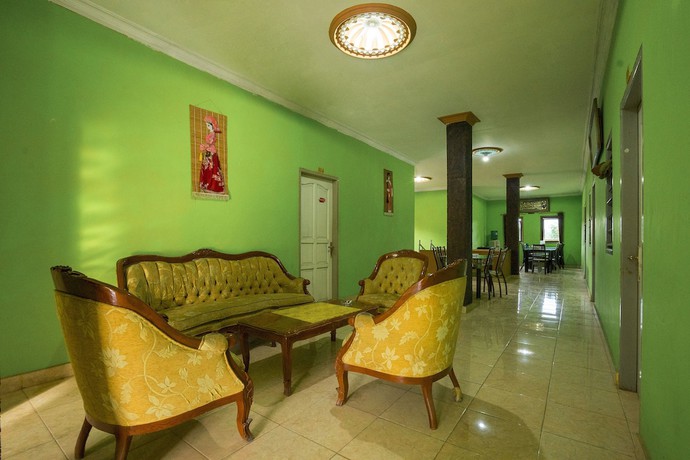 Imagen de los interiores del Hotel OYO 2181 Grand Yuda. Foto 13