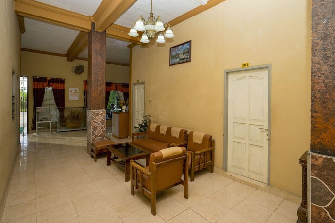 Imagen de los interiores del Hotel OYO 2181 Grand Yuda. Foto 14