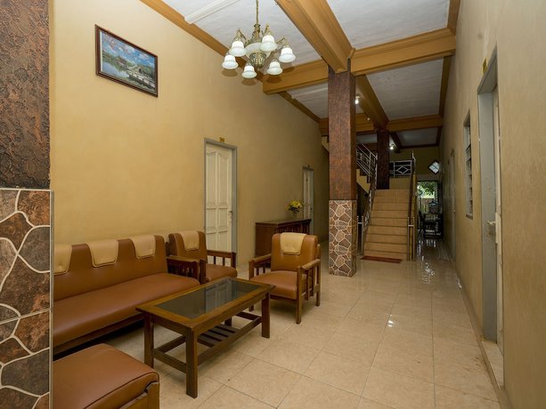 Imagen de los interiores del Hotel OYO 2181 Grand Yuda. Foto 16