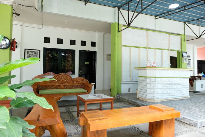 Imagen de los interiores del Hotel OYO 2186 Esbe Syariah. Foto 16