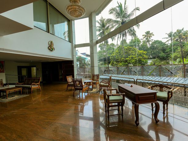 Imagen de los interiores del Hotel OYO 22050 Aramana. Foto 16