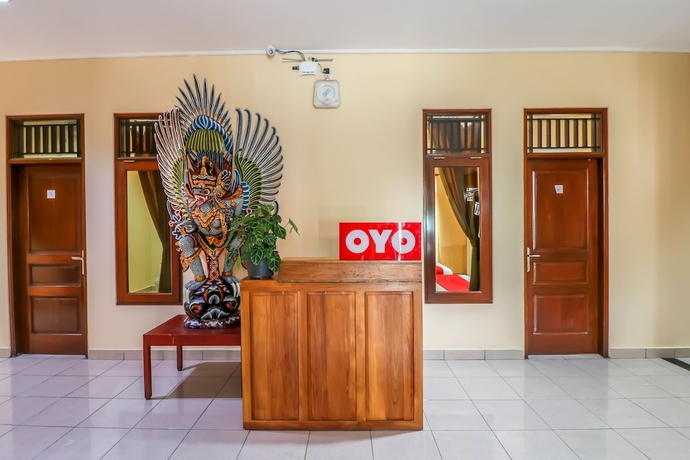 Imagen de los interiores del Hotel OYO 2280 Wisma Guntur II. Foto 15