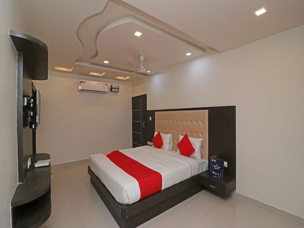 Imagen de la habitación del Hotel OYO 22979 Saffron. Foto 4