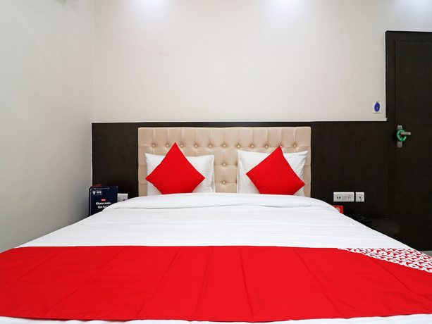 Imagen de la habitación del Hotel OYO 22979 Saffron. Foto 11