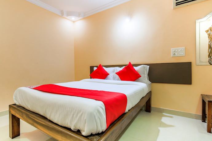 Imagen de la habitación del Hotel OYO 23035 Srinivas Residency. Foto 4