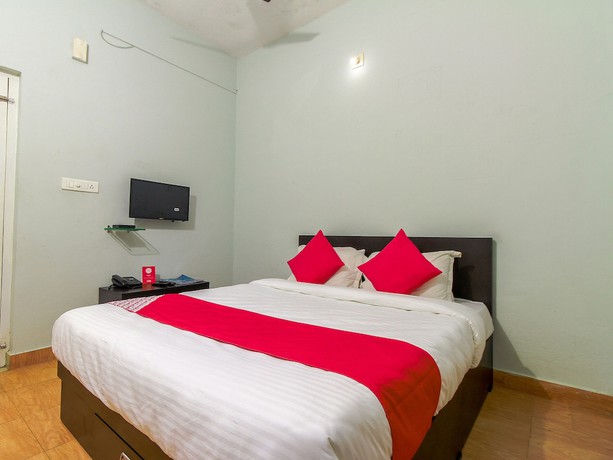 Imagen de la habitación del Hotel OYO 23107 Rasha Residency. Foto 9