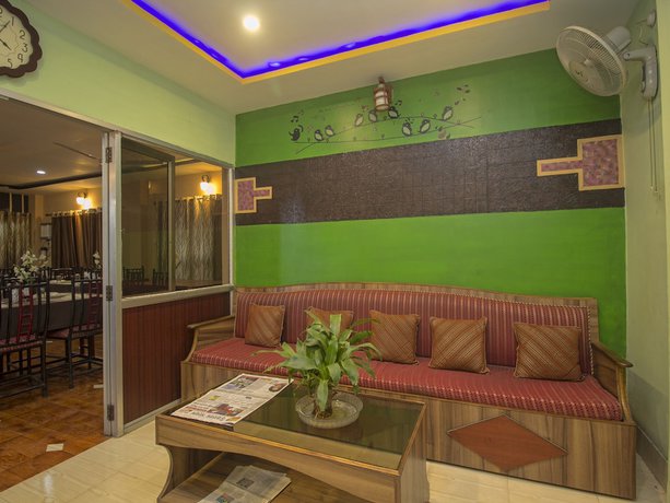 Imagen de los interiores del Hotel OYO 23390 Ruposhi Bangla Eco Resort. Foto 16