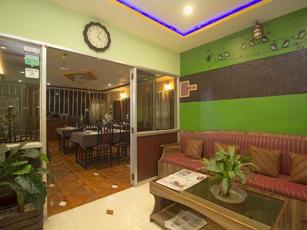 Imagen de los interiores del Hotel OYO 23390 Ruposhi Bangla Eco Resort. Foto 18