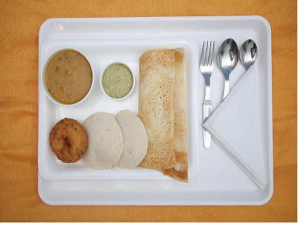 Imagen del bar/restaurante del Hotel OYO 23503 Golden Valley Residency. Foto 2