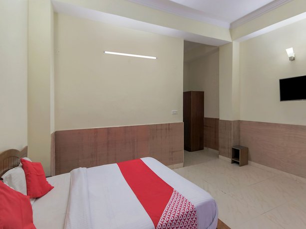 Imagen de la habitación del Hotel OYO 23584 Ivy Resort. Foto 8