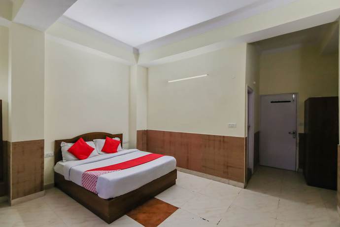 Imagen de la habitación del Hotel OYO 23584 Ivy Resort. Foto 11