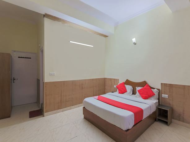 Imagen de la habitación del Hotel OYO 23584 Ivy Resort. Foto 16