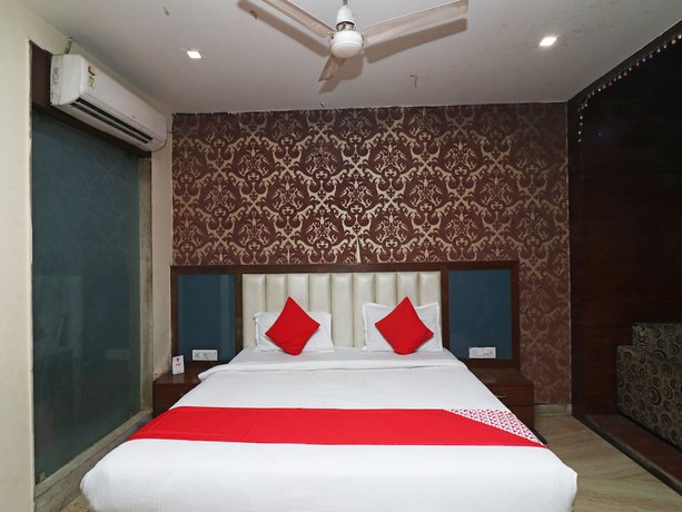 Imagen de la habitación del Hotel OYO 23595 Tajway Inn. Foto 5