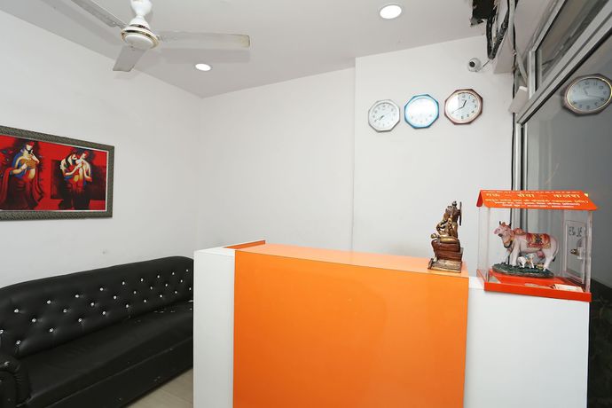 Imagen de los interiores del Hotel OYO 23668 The Hridhaan Regency. Foto 18