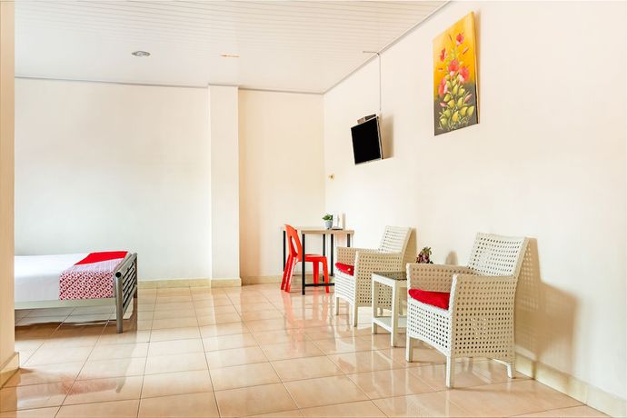 Imagen de la habitación del Hotel OYO 2382 Wisata. Foto 4