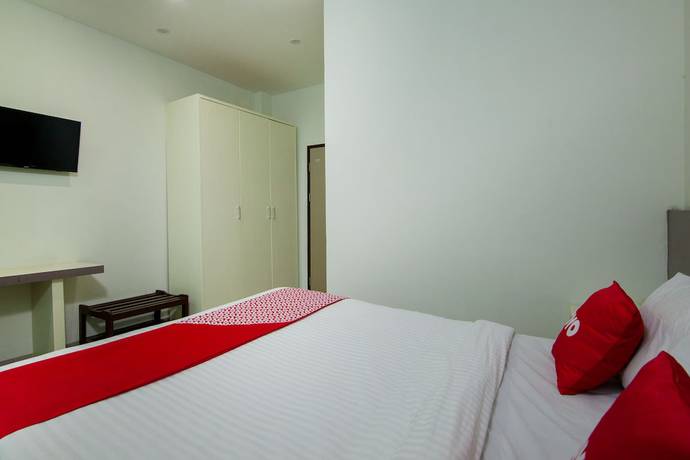 Imagen de la habitación del Hotel OYO 2382 Wisata. Foto 7