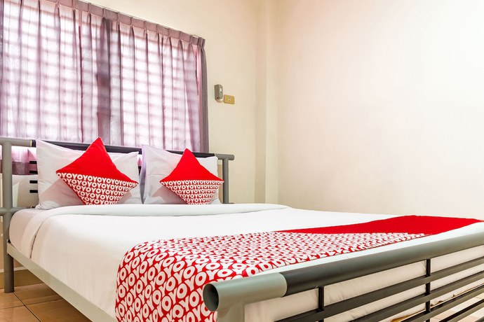 Imagen de la habitación del Hotel OYO 2382 Wisata. Foto 17